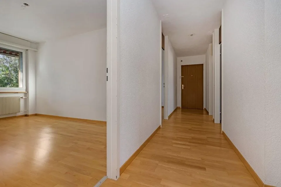 Grosszügige 5.5-Zi-Wohnung an zentraler Lage – Foto 9 von 12