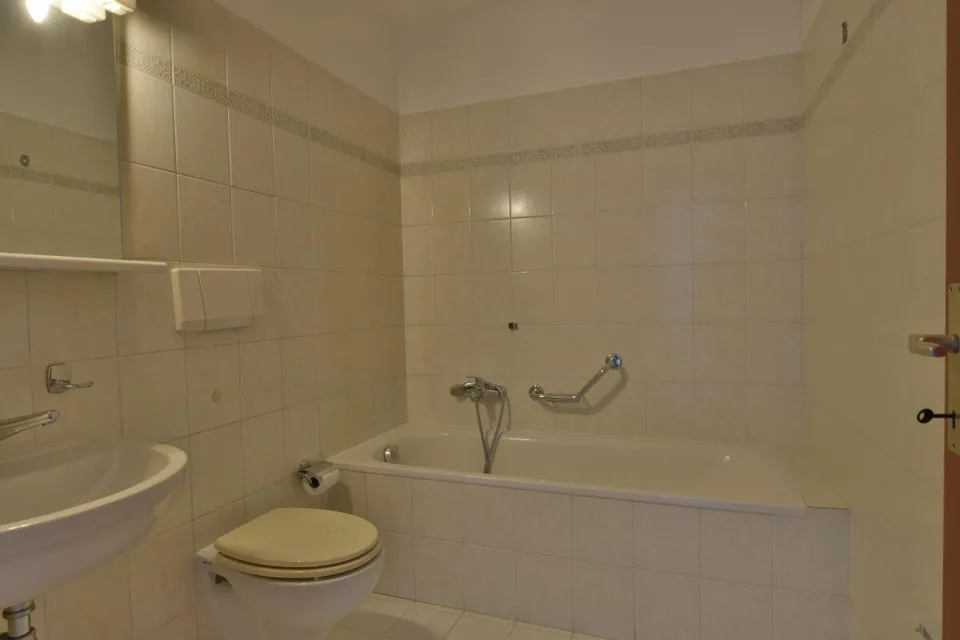 Affittasi 2.5 locali | 2.5-Zimmer-Wohnung zu vermieten | 2.5-Room A...