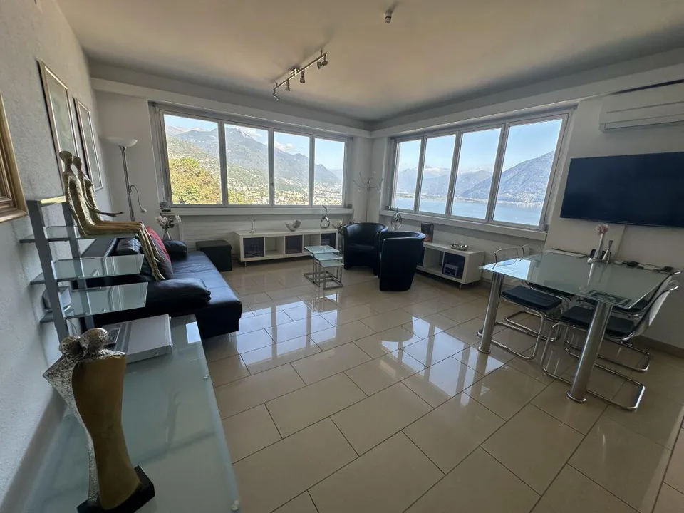 Appartamento ammobiliato 2.5 locali con splendida vista lago