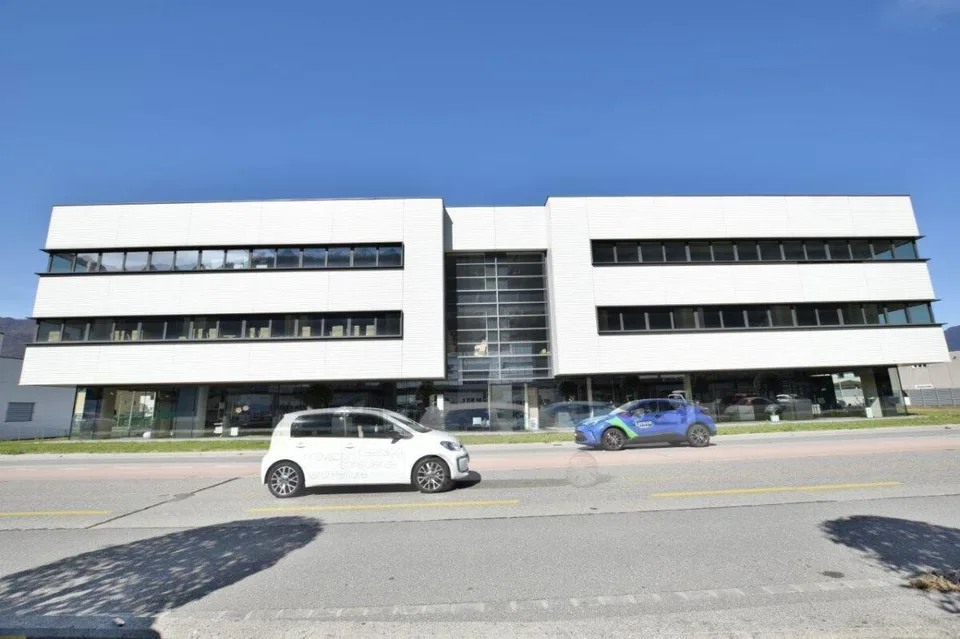 Geschäftsflächen in einer strategischen Zone | Modular commercial s... – Foto 8 von 9