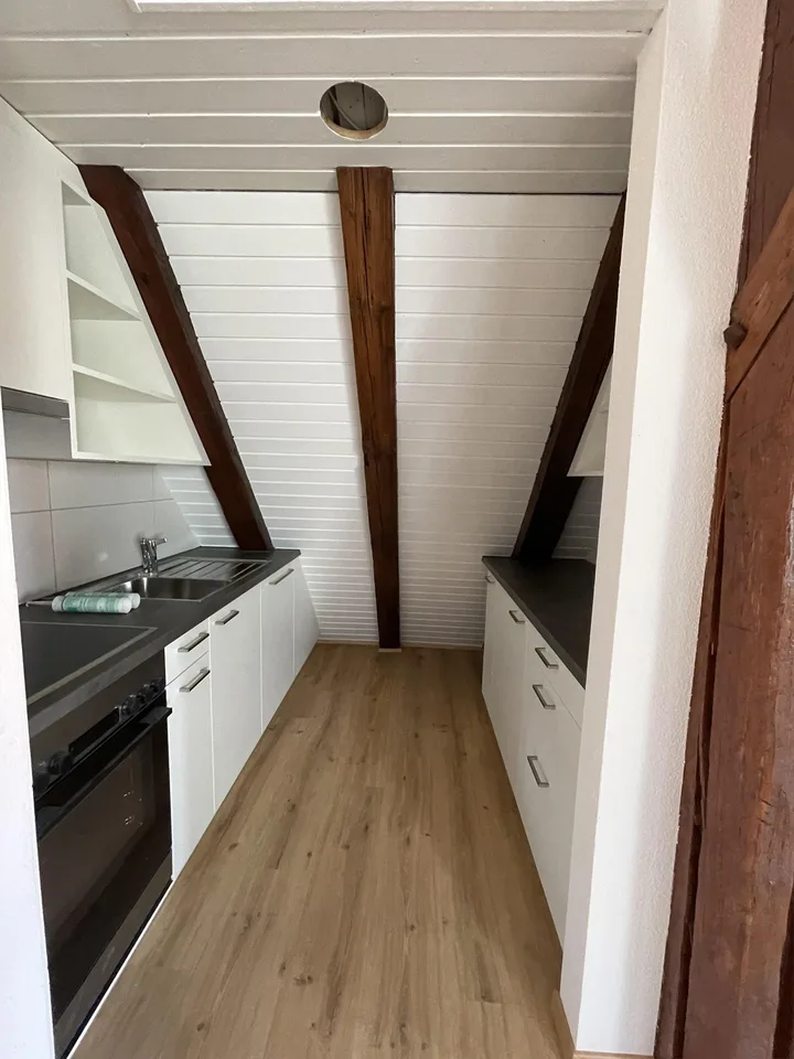 Attraktive 2.5 Zimmer-Dachwohnung