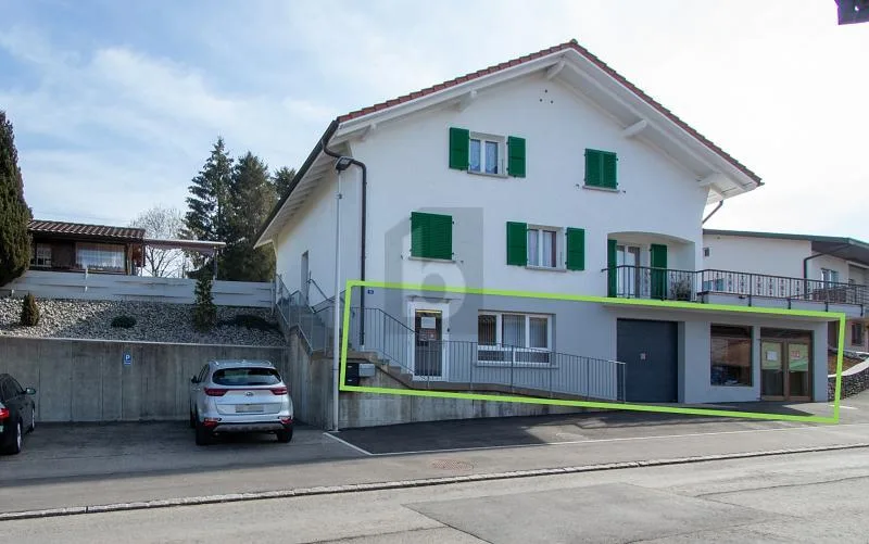 GESCHÄFTSLOKAL MIT GUTER SICHTBARKEIT