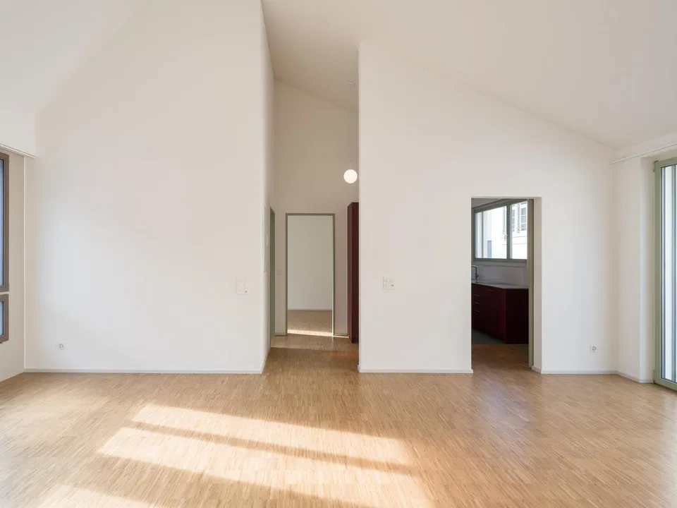 Lichtdurchflutete 3.5-Zimmer Wohnung mit Terrasse in der Altstadt