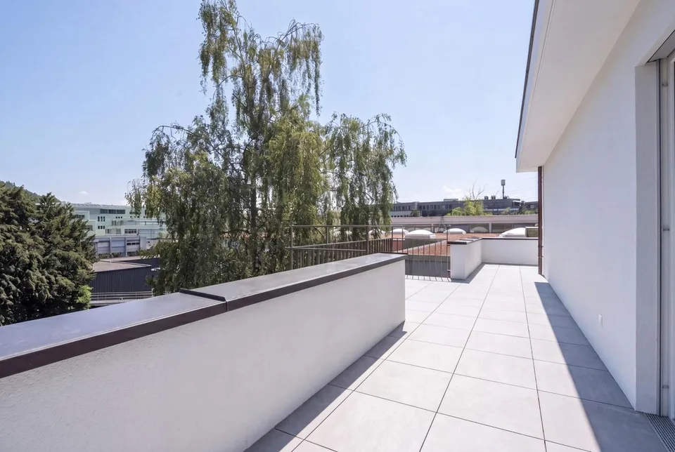 Erstbezug von exklusiver Attika-Wohnung mit XXL-Terrasse und Weitsi... – Foto 6 von 7