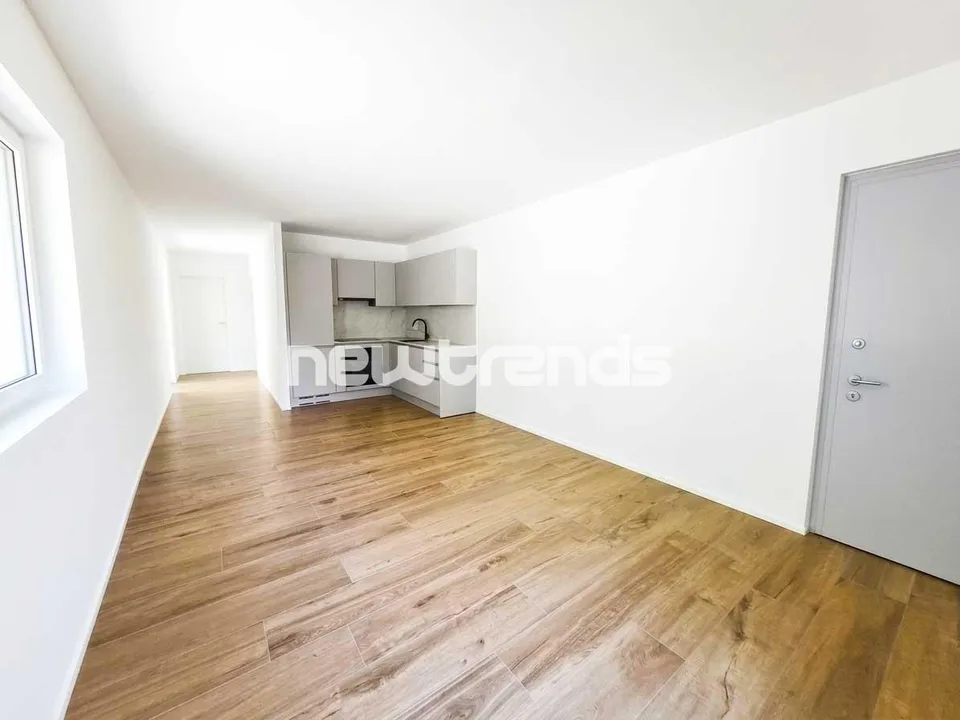 Affittasi 2.5 locali in prima locazione con giardino privato – photo 9 of 12