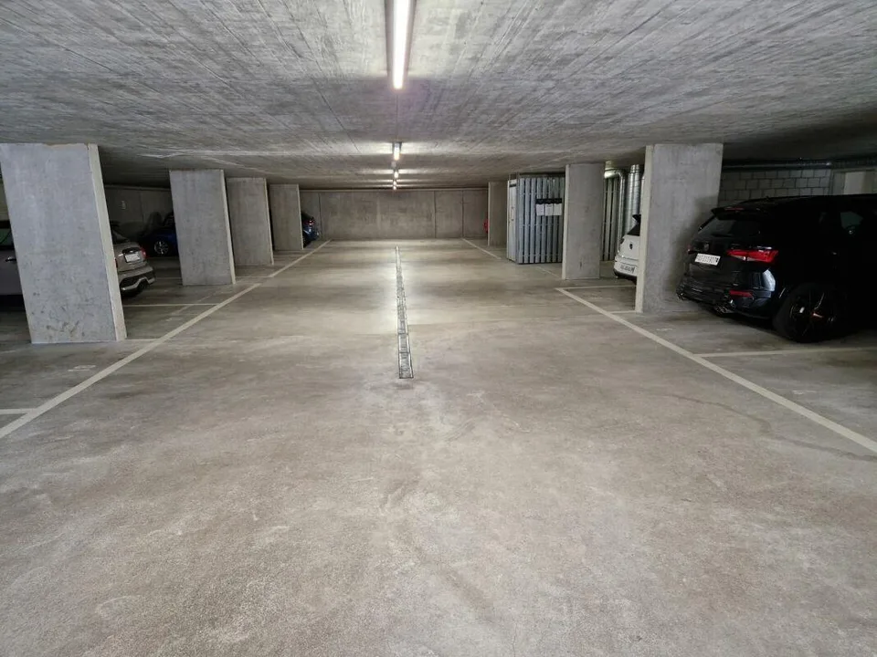 Tiefgaragenplätze