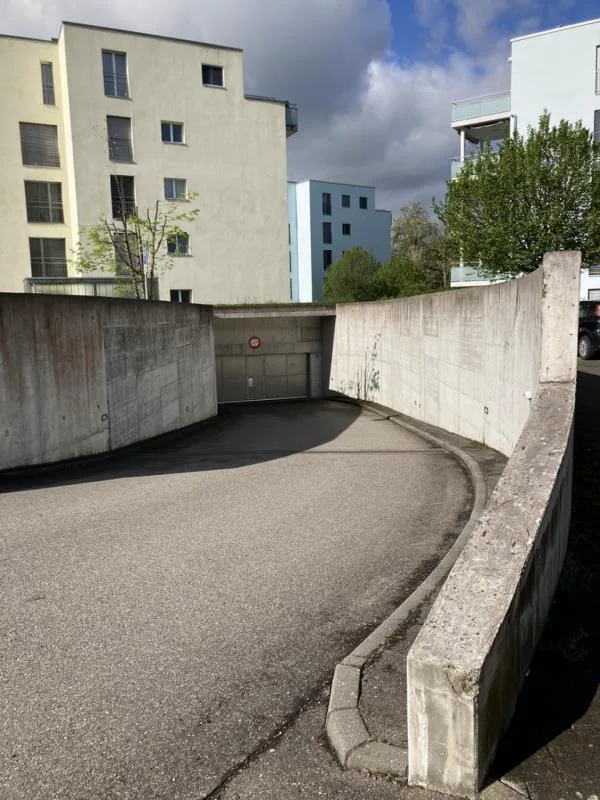 Einstellhallenplatz in Schöftland zu vermieten
