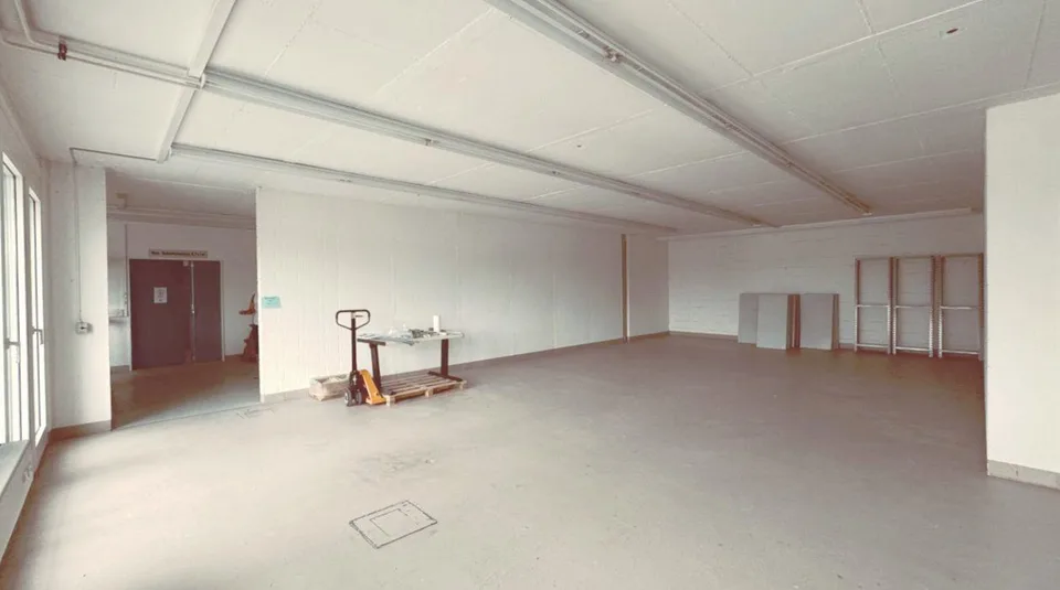 Gewerbe- & Lagerfläche (147 m²) mit ebenerdiger Anlieferung und gro...