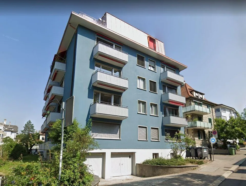 3.5-Zimmer Attikawohnung an zentraler Lage