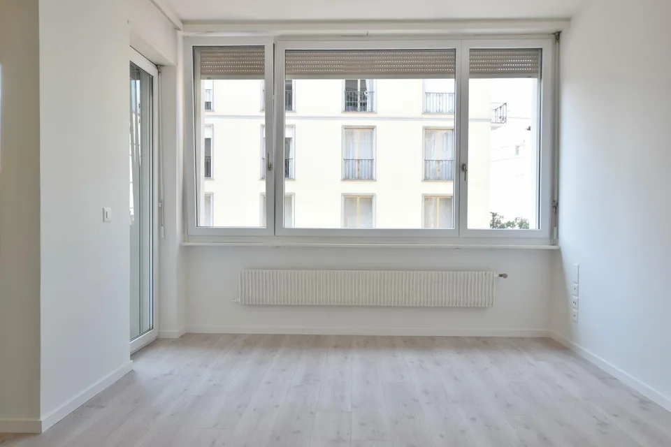 Affittasi luminoso 2.5 locali rinnovato | Bright renovated 2.5-room...