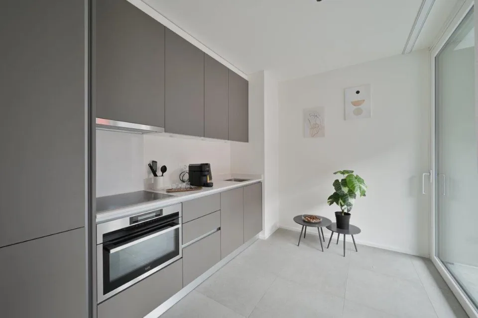 Luminosi monolocali completamente arredati | Bright, fully furnishe...