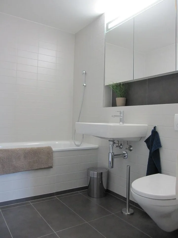 Nähe WestSide: Moderne Familienwohnung inkl. 2 Balkonen