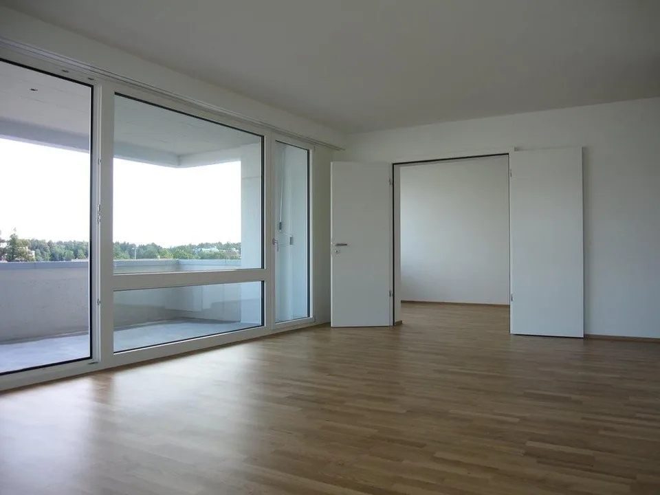 Nähe WestSide: Moderne Familienwohnung inkl. 2 Balkonen