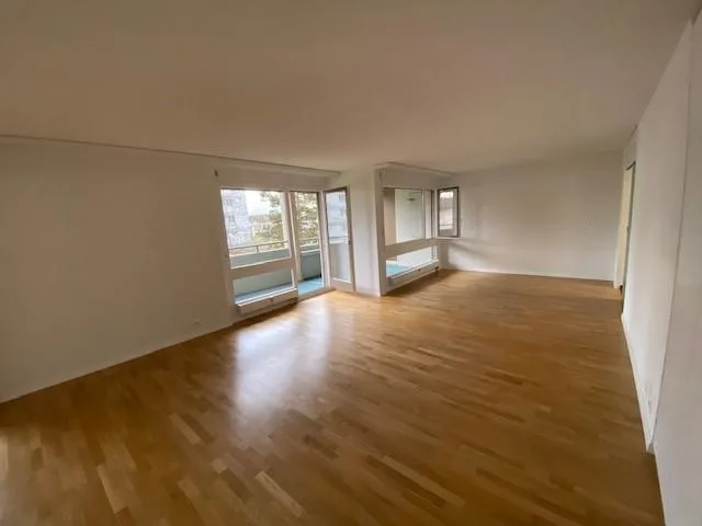 Sanierte 4.5-Zimmerwohnung in Ostermundigen