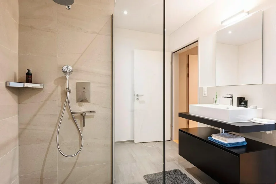 Ihr neues Zuhause: möblierte 2.5-Zimmerwohnung im 5. OG
