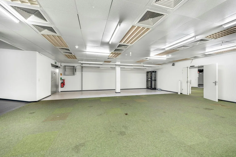 Work & Store in Bestlage - Büro mit grosser Lagerfläche