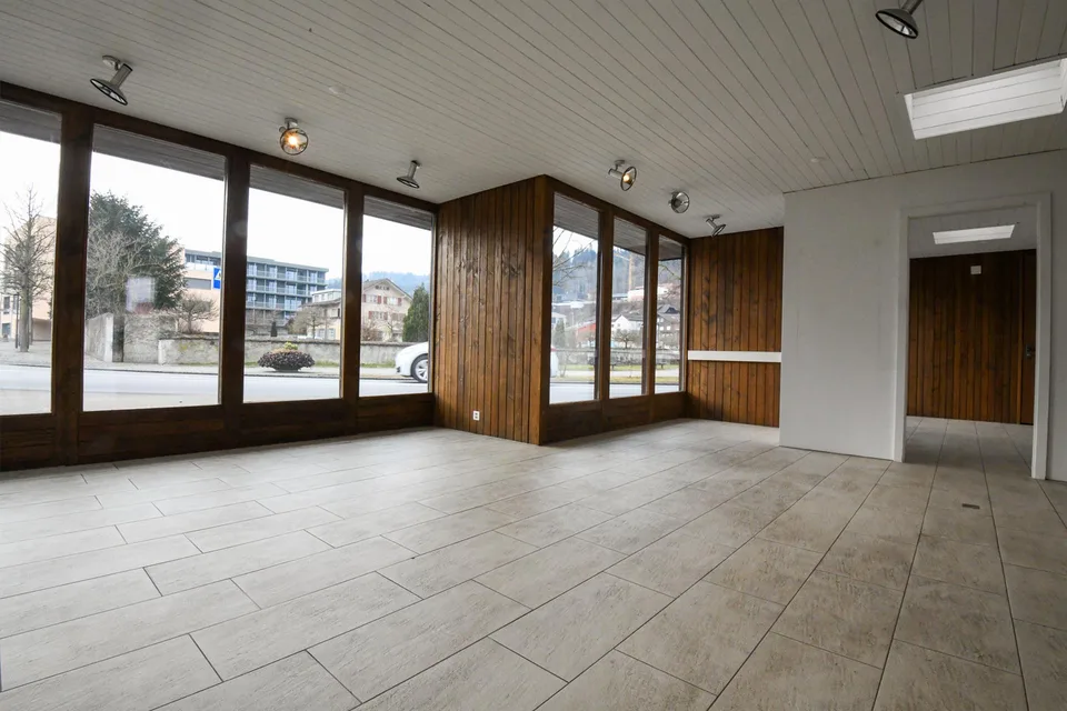 Ladenlokal/Büro