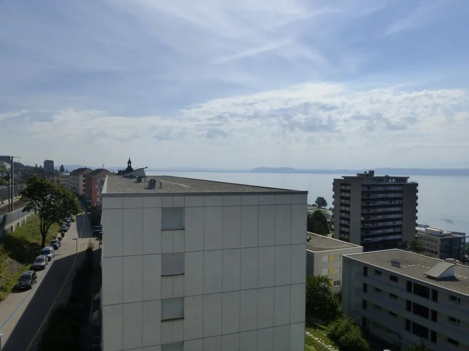 SPACIEUX ET BIEN SITUÉ