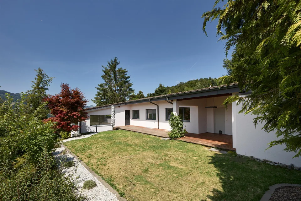 Wohntraum in Horw-Felmis: Stilvolles 6.5-Zimmer-Einfamilienhaus