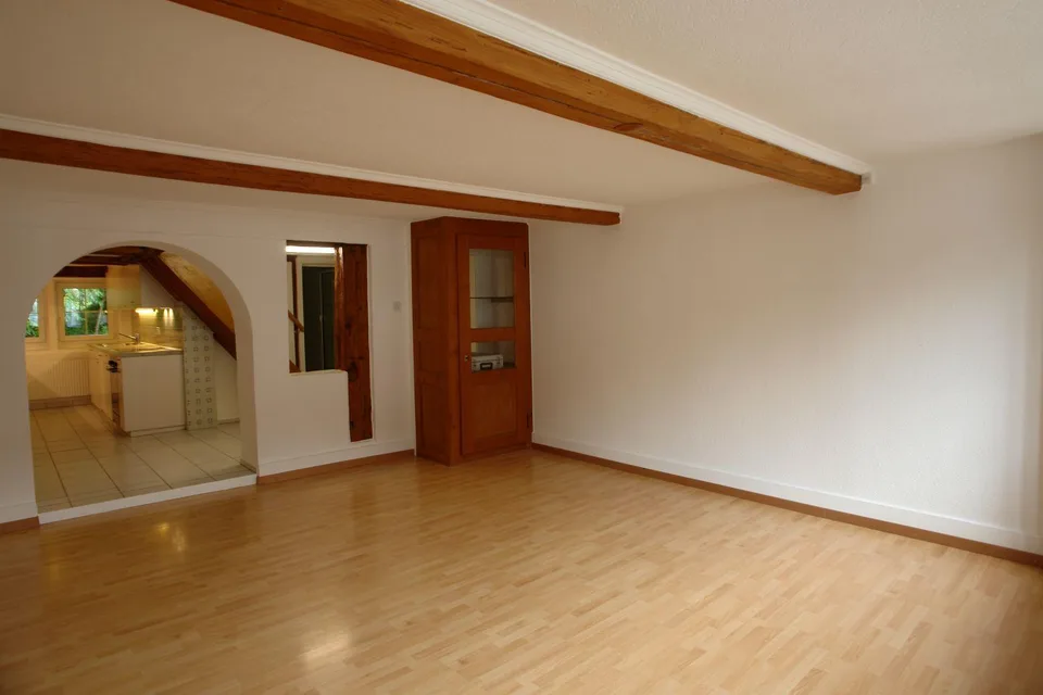 Renovierter Bauernhausteil inklusive Auto- und Zwei-Rad-Garage