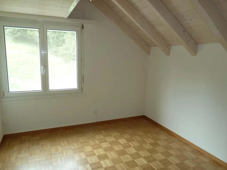 Dachwohnung West - 31/2 Zimmer – rollstuhlgängig