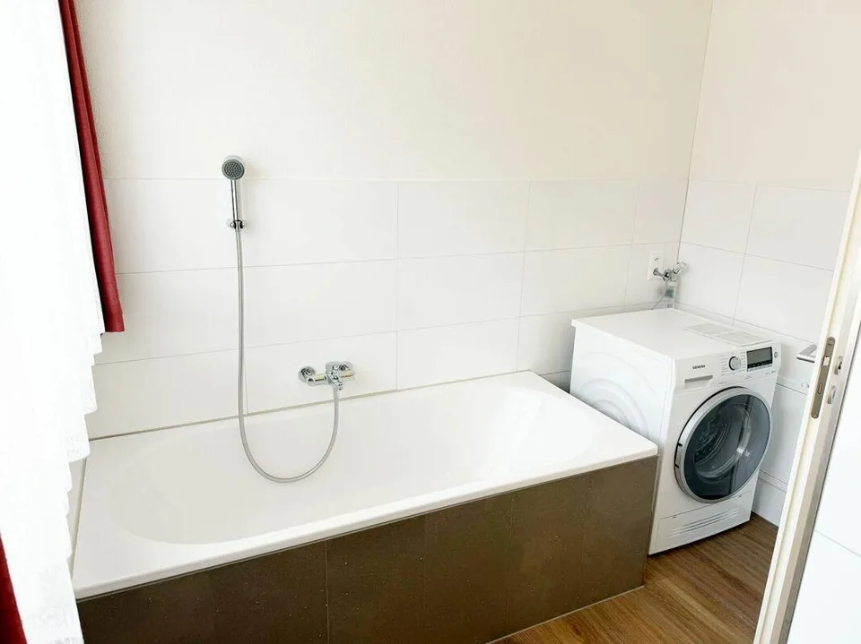Helle 3.5-Zimmer-Attikawohnung mit Südausrichtung