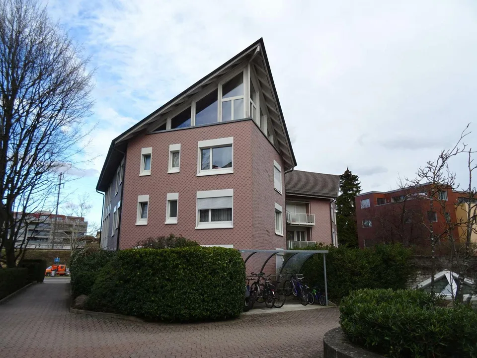 Einstellplatz zu vermieten!