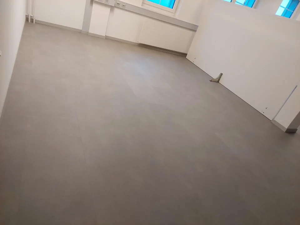 Büro-Gewerbeflächen