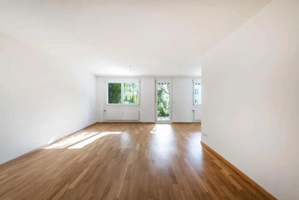 Topmoderne, helle 3.5-Zi-Wohnung mit Tresenküche und: Säntisblick – Foto 8 von 11