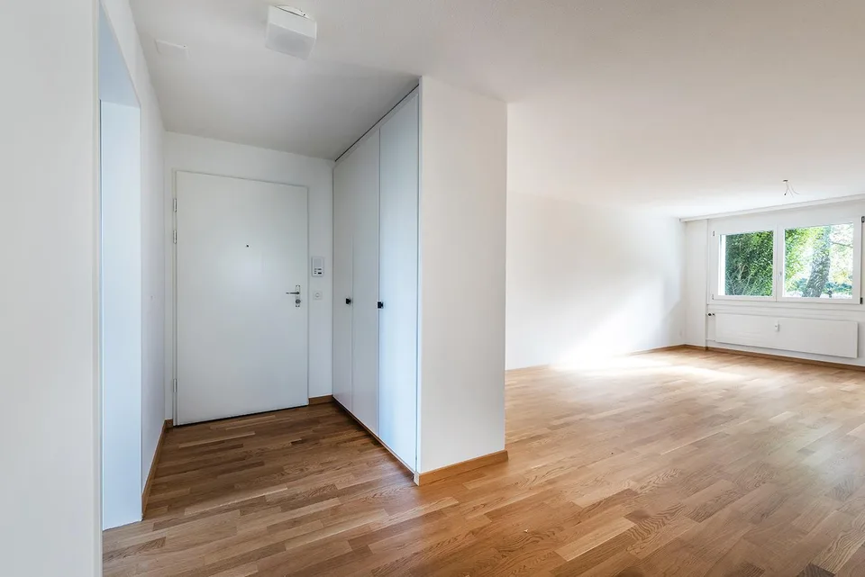 Topmoderne, helle 3.5-Zi-Wohnung mit Tresenküche und: Säntisblick – Foto 9 von 11
