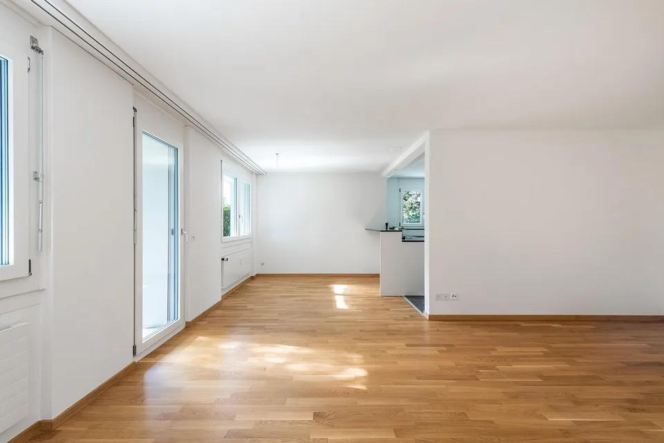 Topmoderne, helle 3.5-Zi-Wohnung mit Tresenküche und: Säntisblick – Foto 7 von 11