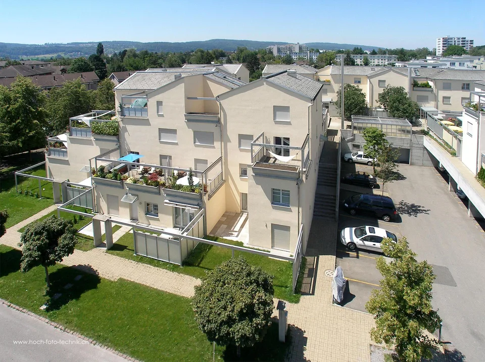 Attraktive Wohnung in Volketswil mit zwei Terrassen