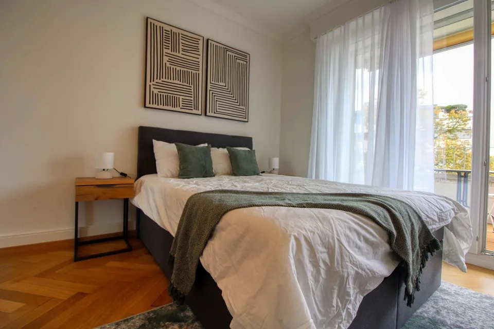 Modern Coliving with Green Surroundings and City Access in Lausanne-Bé