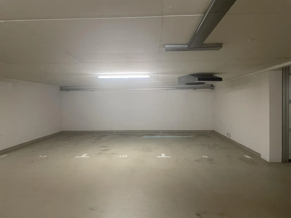 Zentraler Tiefgaragenstellplatz zu vermieten