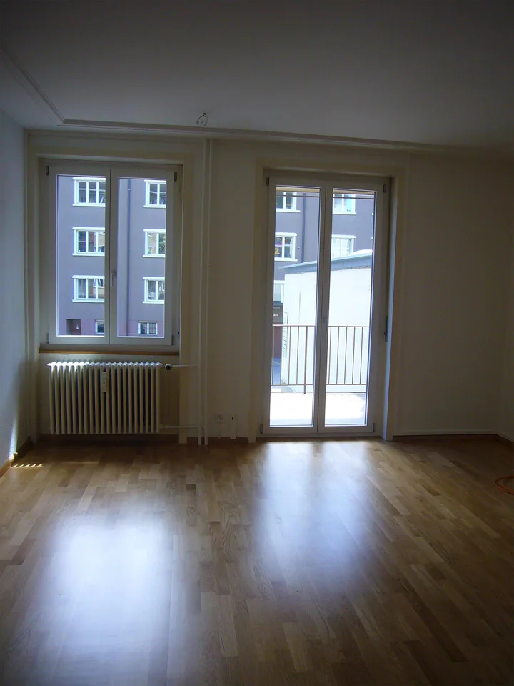 100 m2 Büroräume Nähe Denkmal und Bahnhof