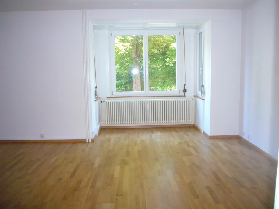 100 m2 Büroräume Nähe Denkmal und Bahnhof