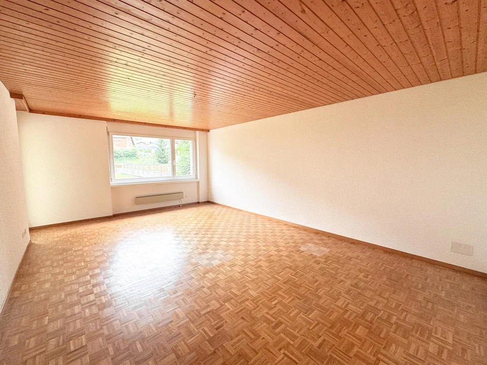 Charmante, teilrenovierte 3.5-Zimmerwohnung mit gemütlichem Si