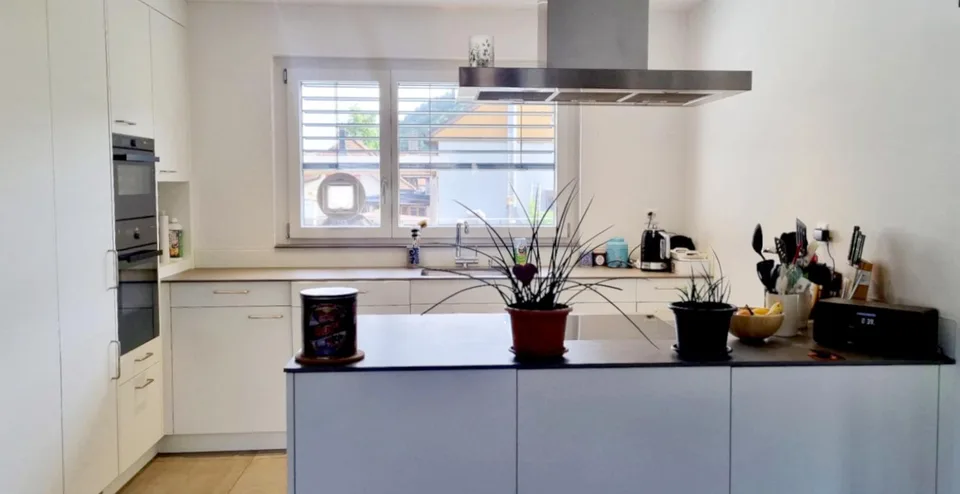 Moderne 3.5-Zimmerwohnung - hochwertiger Ausbau