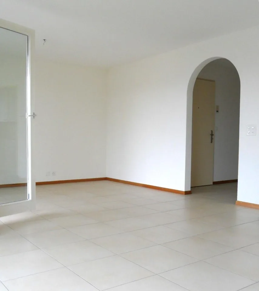 COOLE WOHNUNG  - renovierte 2.5-Zimmerwohnung