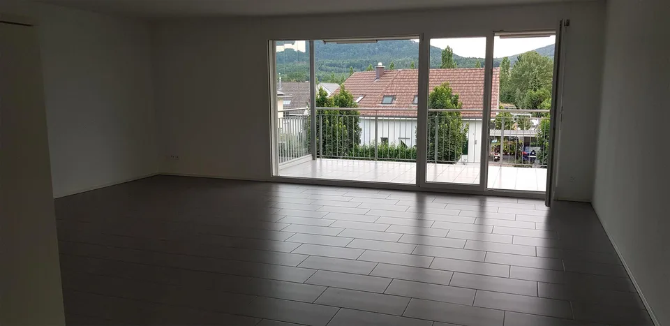 attraktive, helle Wohnung mit toller Fernsicht und Nähe zur Aare