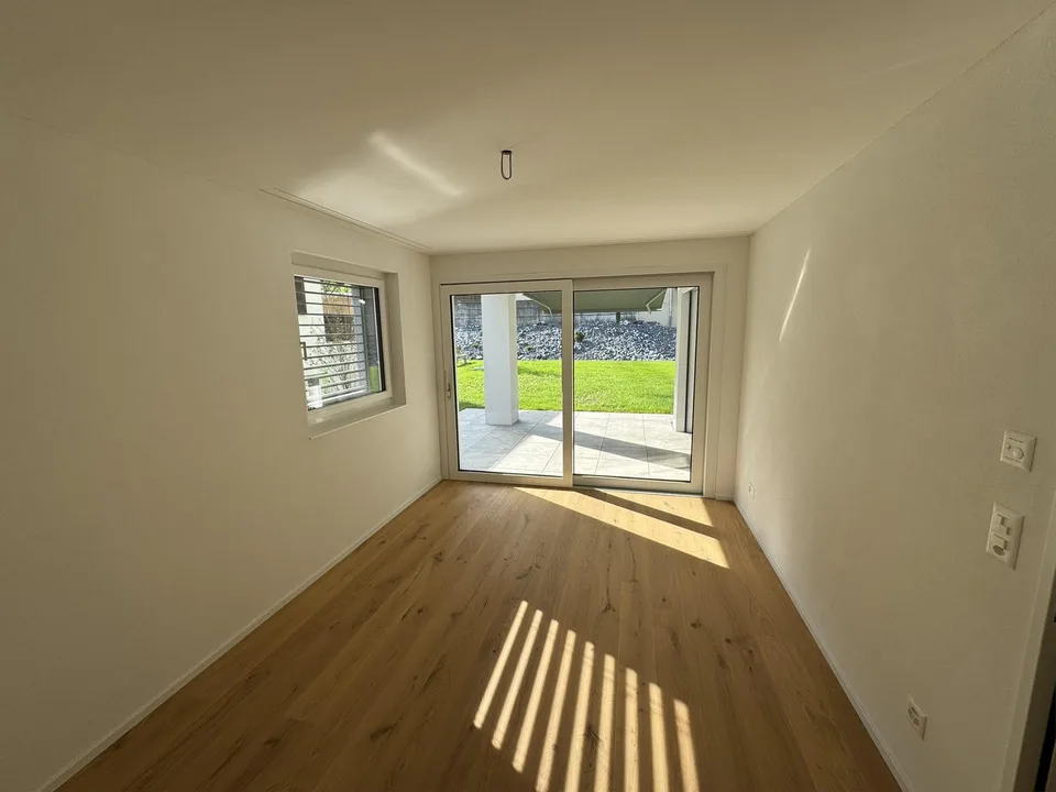 Neubau / 4.5-Zi.-Wohnung Erdgeschoss