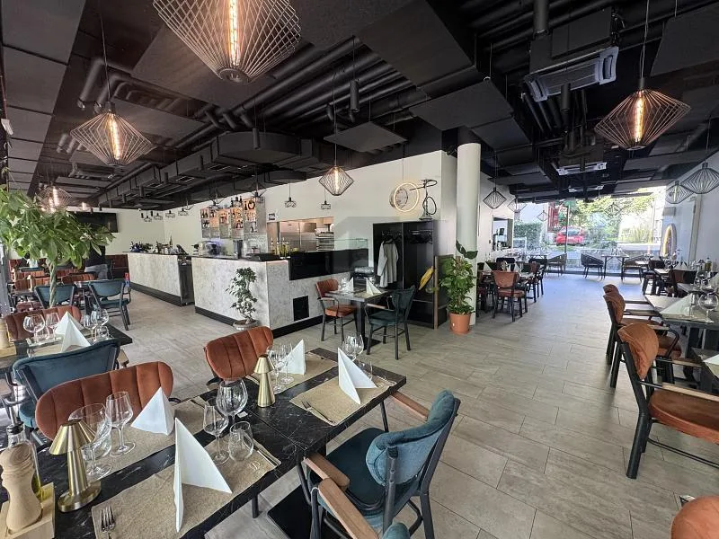 OPPORTUNITÉ AU CUR DUN QUARTIER EN PLEIN ESSOR