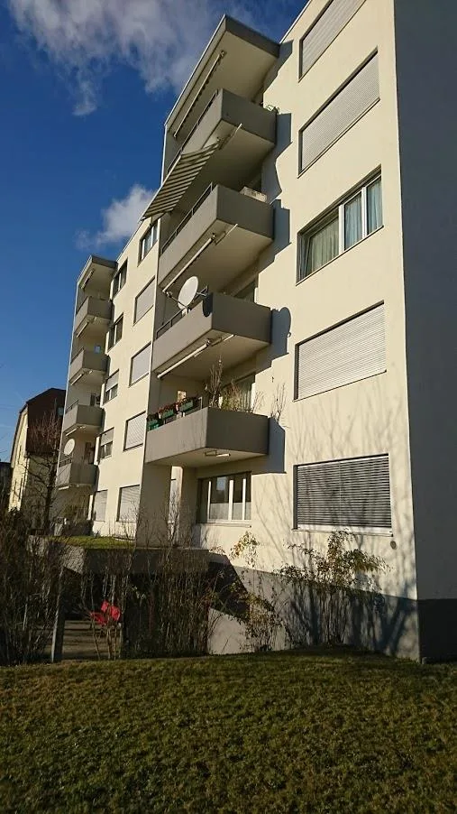 Sehr schöne, sonnige Wohnung im Zentrum