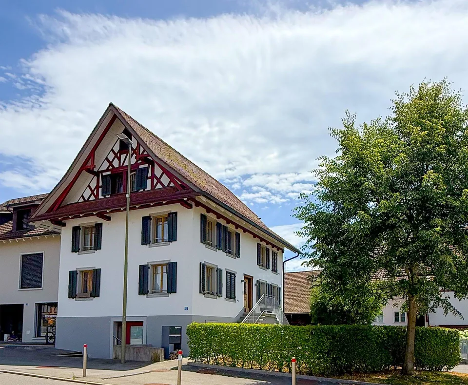 Charmanter Gewerberaum im Dorfkern von Mettmenstetten