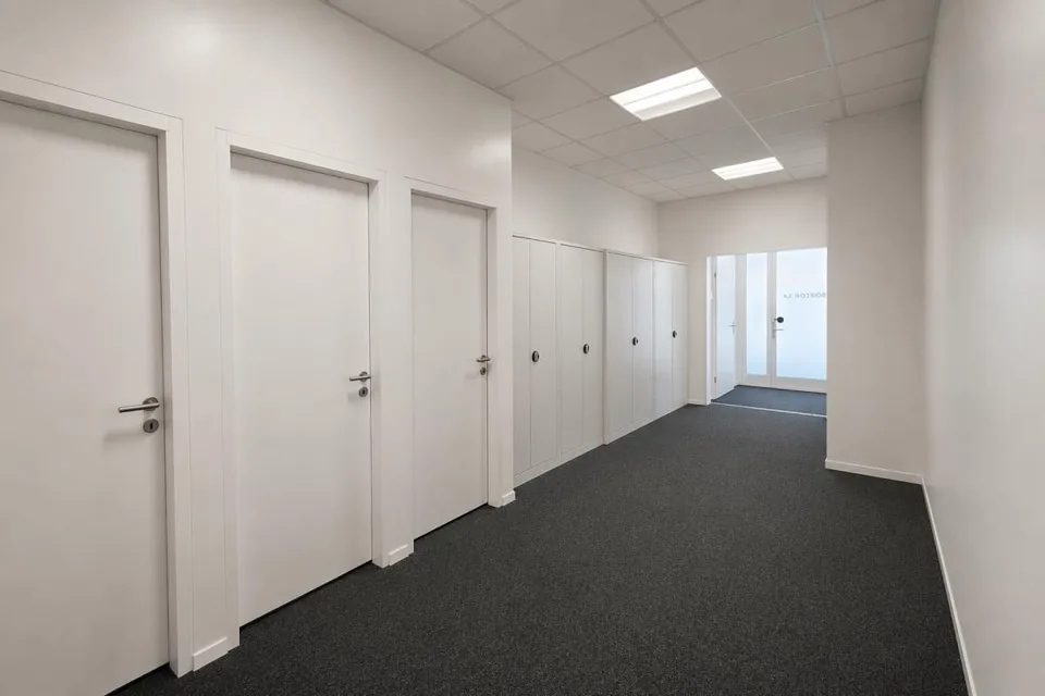 Bureaux 110m2 en RDC, quartier des Eaux Vives