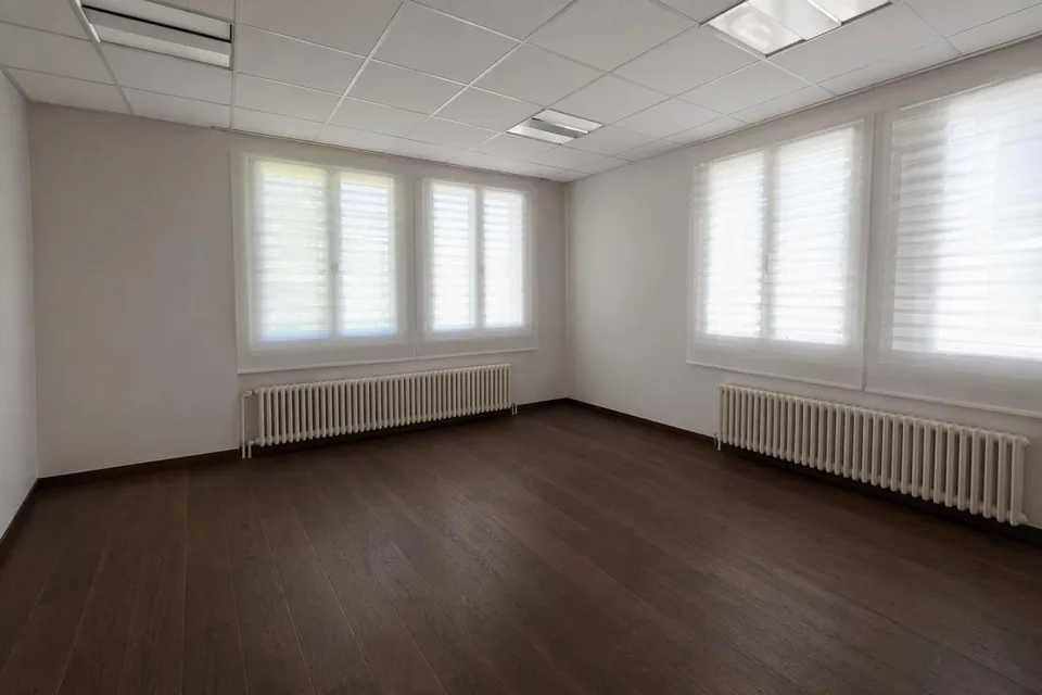 Bureaux 110m2 en RDC, quartier des Eaux Vives