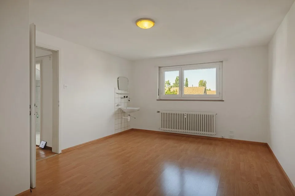 Charmantes Studio / Büro im Dachgeschoss zu vermieten – 22 m² – ab ...