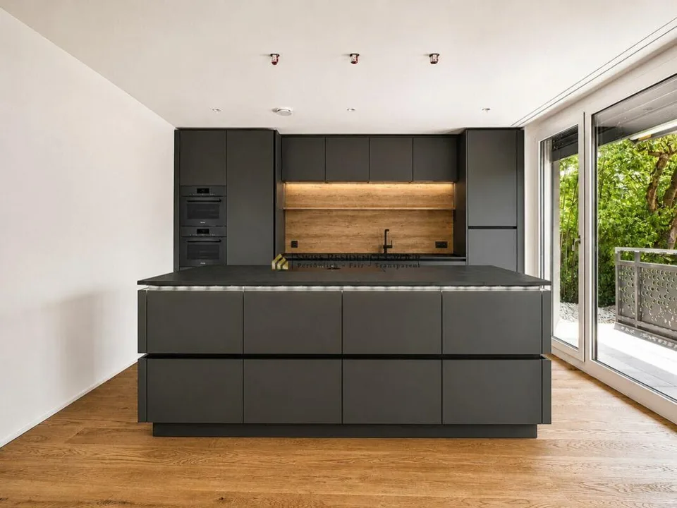 Modernes 5.5-Zimmer Zuhause mit Terrasse, Garten und Kühlung