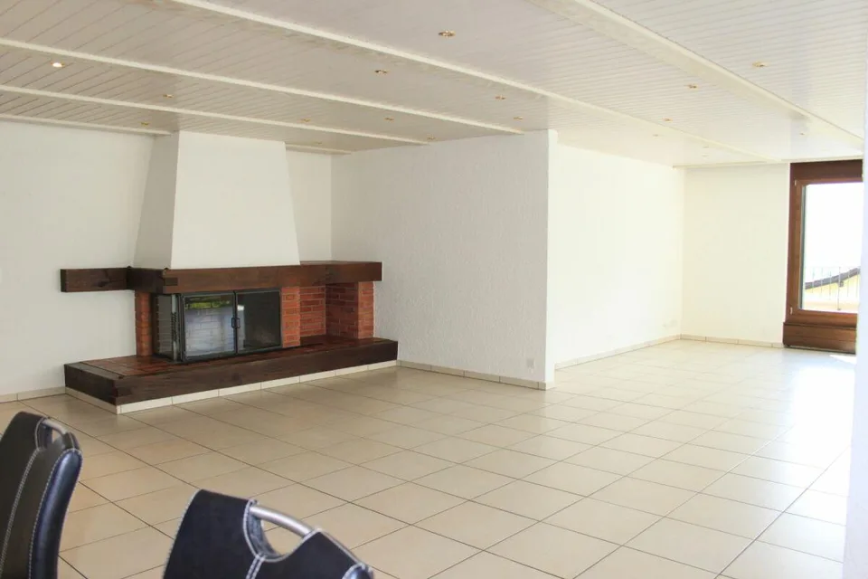 Grosses Einfamilienhaus mit Aussicht