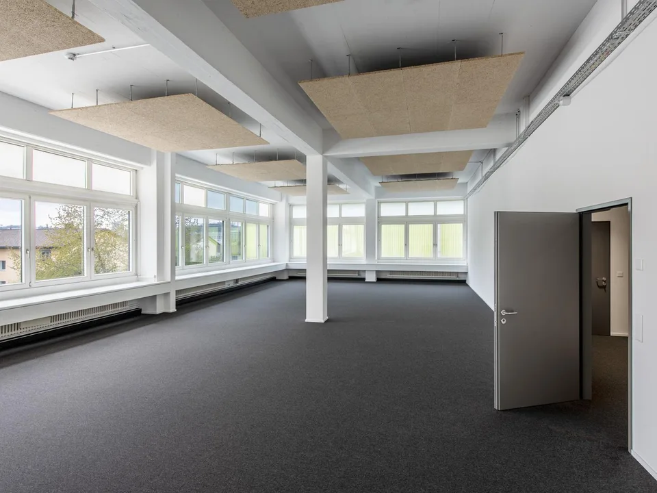 Moderne Bürofläche mit 134 m² im Geschäftshaus COMBO in Buchs AG